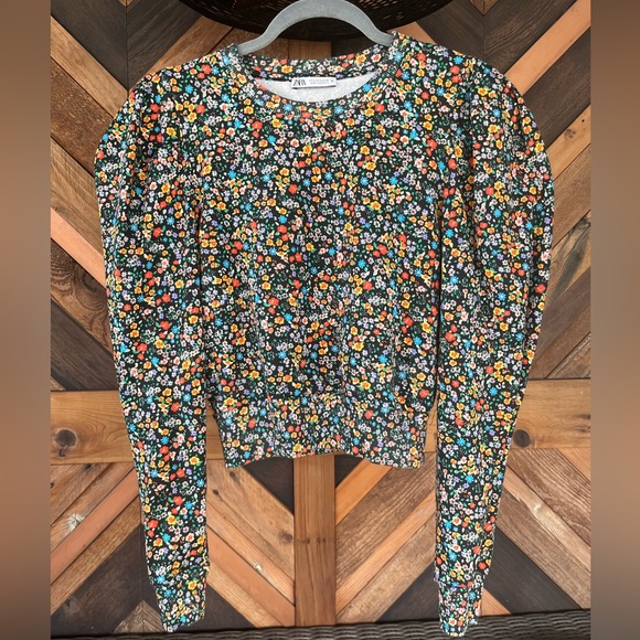 Zara Tops - Zara Balloon Sleeve Floral Print Top Sz Small